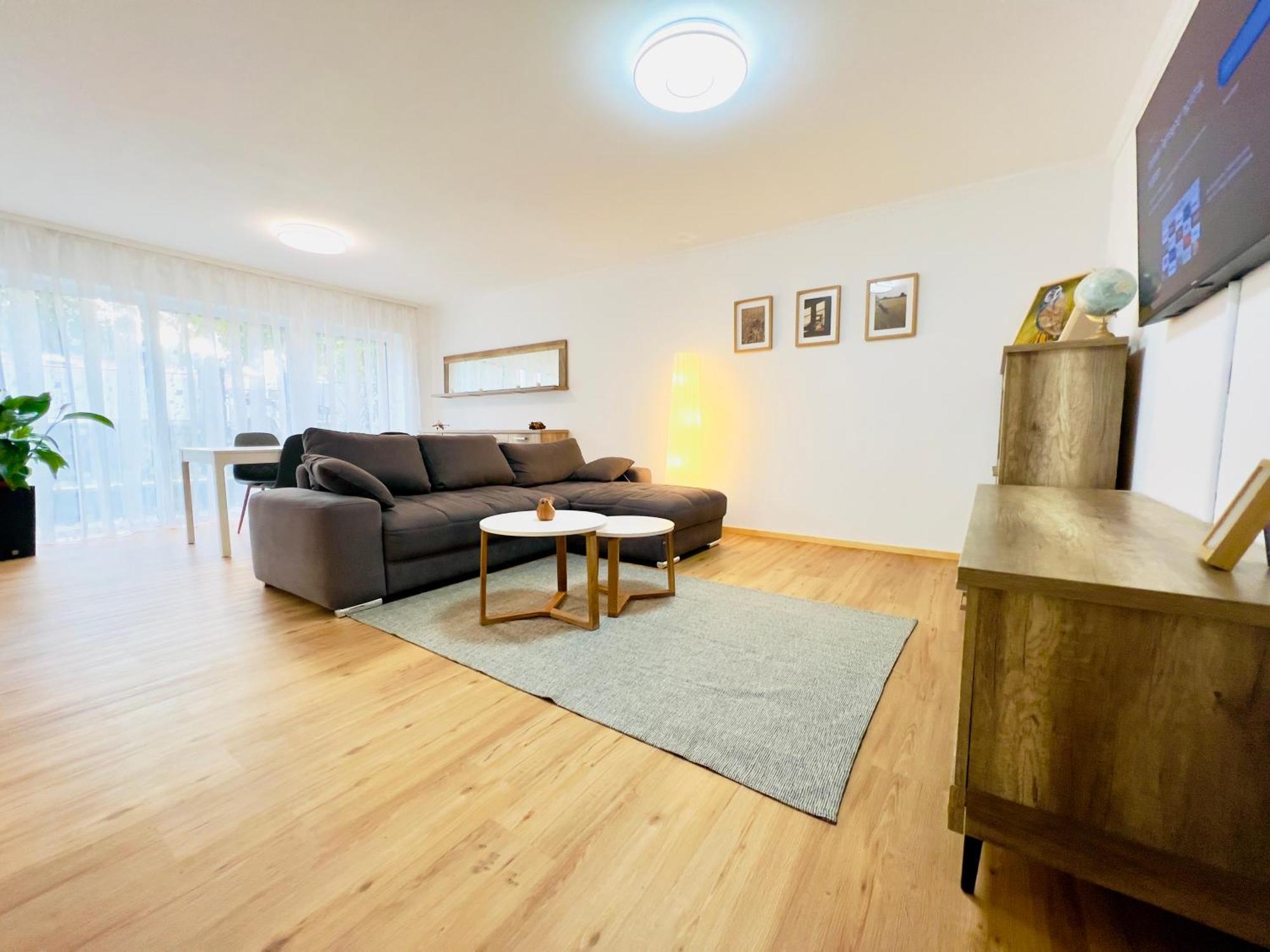 Modern Und Lichtdurchflutet - Ferienwohnung Mit Terrasse Fachbach エクステリア 写真